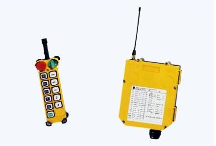Riparazione del telecomando a gru